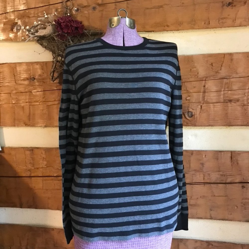Three Dots Long Sleeve Crew